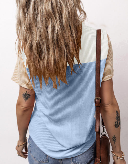 Load image into Gallery viewer, Color Block Round Neck Short Sleeve T-Shirt
