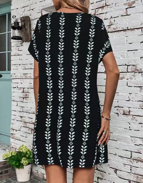 Load image into Gallery viewer, Printed Round Neck Short Sleeve Dress

