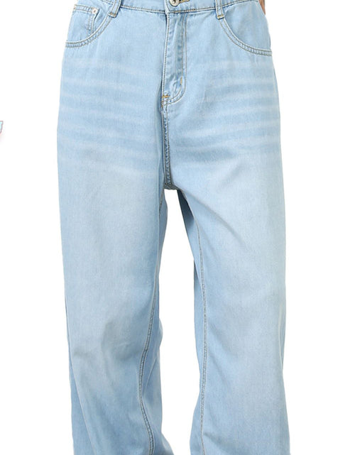 Load image into Gallery viewer, Men's Mid Rise Jeans with Pockets
