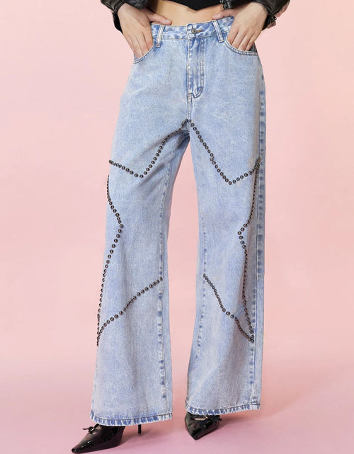 Load image into Gallery viewer, Studded Star Straight Jeans with Pockets
