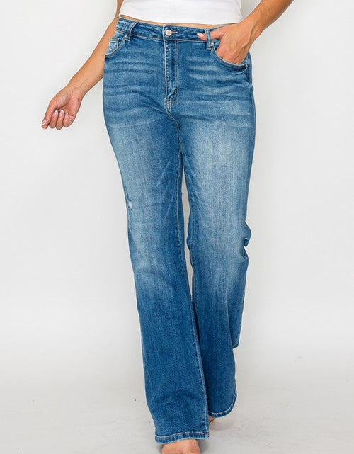 Load image into Gallery viewer, bytos Full Size Distressed High Rise Jeans with Pockets
