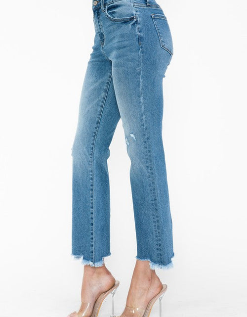 Load image into Gallery viewer, bytos Raw Hem Distressed Mid Rise Crop Jeans

