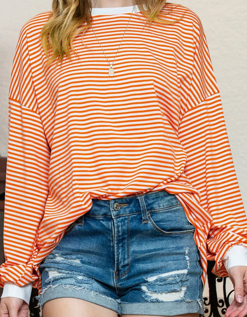 Load image into Gallery viewer, Contrast Striped Long Sleeve Sweatshirt
