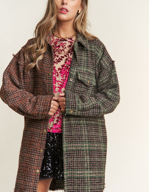 Load image into Gallery viewer, J.NNA Snap Down Tweed Plaid Contrast  Longline Shacket

