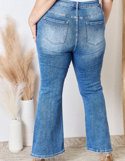 Load image into Gallery viewer, RISEN Full Size High Rise Ankle Flare Jeans
