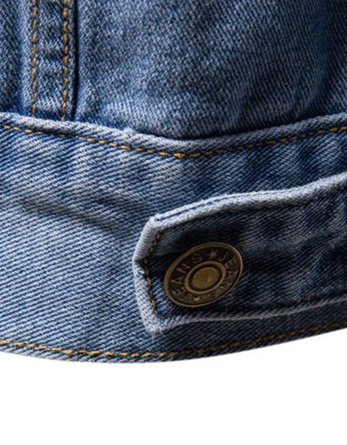 Load image into Gallery viewer, Men's Button Down Long Sleeve Denim Jacket
