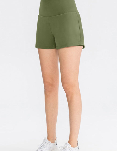 Load image into Gallery viewer, Wide Waistband Sports Shorts with Pockets
