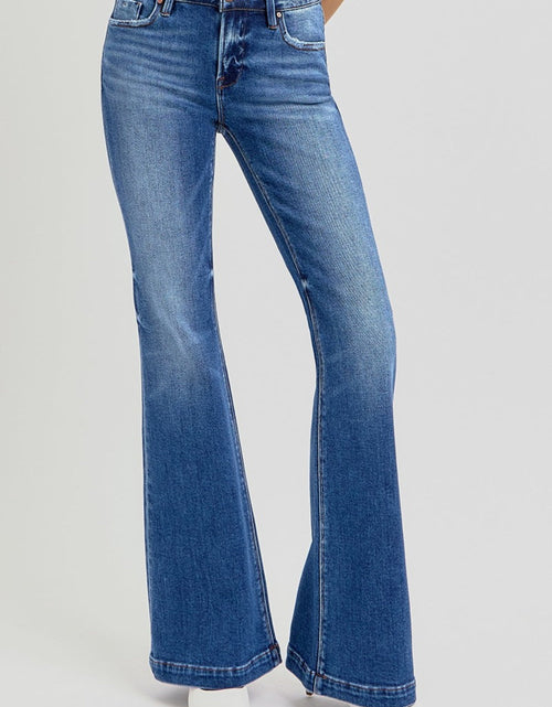 Load image into Gallery viewer, RISEN Full Size Low Rise Flare Jeans with Pockets
