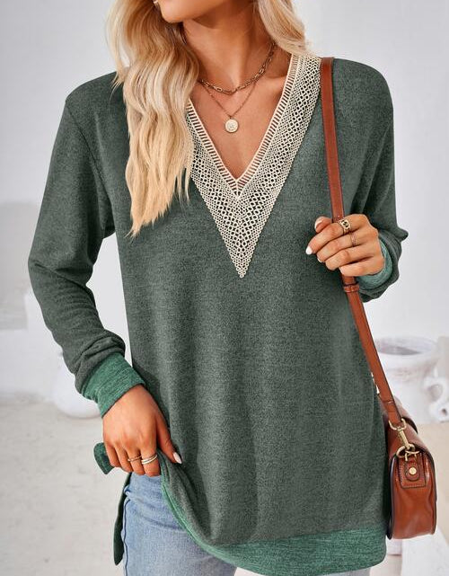Load image into Gallery viewer, Crochet Contrast V-Neck Long Sleeve Slit T-Shirt

