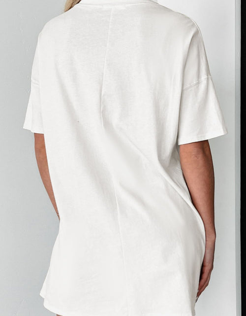 Load image into Gallery viewer, Graphic Round Neck Short Sleeve Oversize T-Shirt
