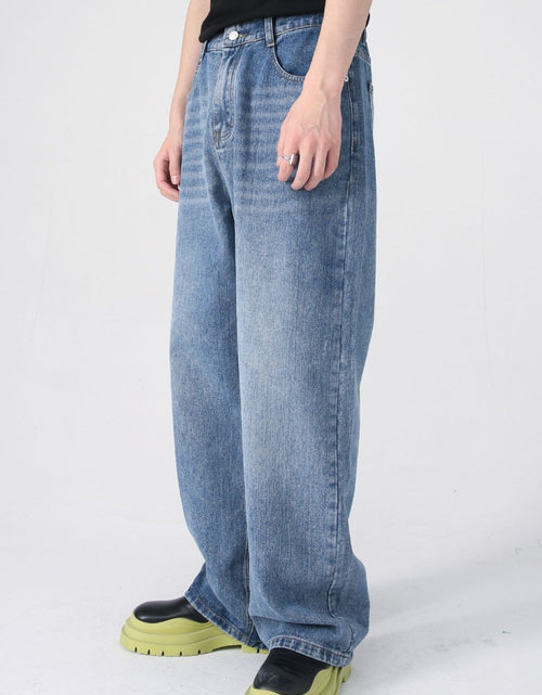 Load image into Gallery viewer, Baggy Jeans with Pockets
