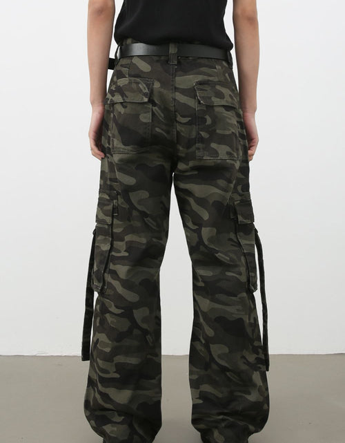 Load image into Gallery viewer, Men's Camouflage Cargo Jeans
