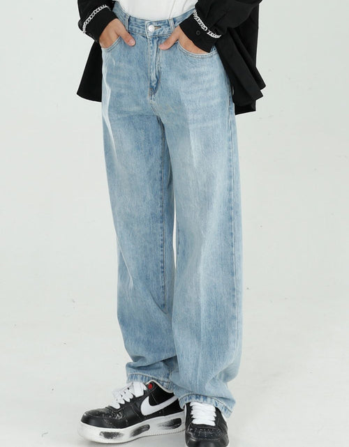 Load image into Gallery viewer, Mid Rise Wide Straight Jeans with Pockets
