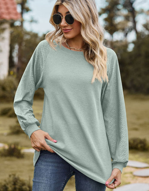 Load image into Gallery viewer, Round Neck Raglan Sleeve Sweatshirt
