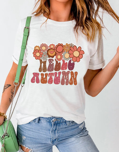 Load image into Gallery viewer, Flower &amp; Letter Graphic Round Neck Short Sleeve T-Shirt
