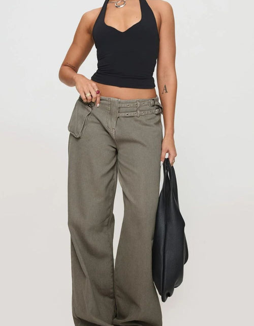 Load image into Gallery viewer, Wide Leg Jeans with Pockets
