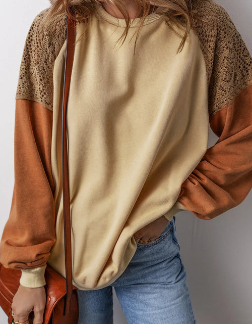 Load image into Gallery viewer, Color Block Long Sleeve Sweatshirt

