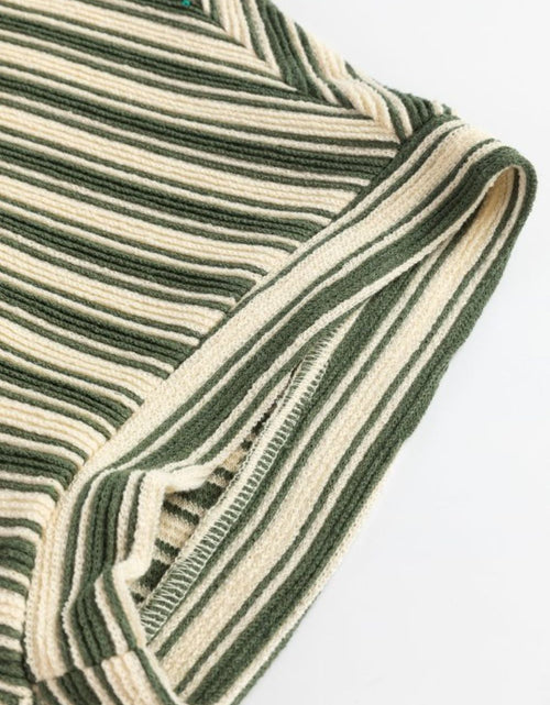 Load image into Gallery viewer, Stripe Textured Side Slit Crew Neck T-Shirt
