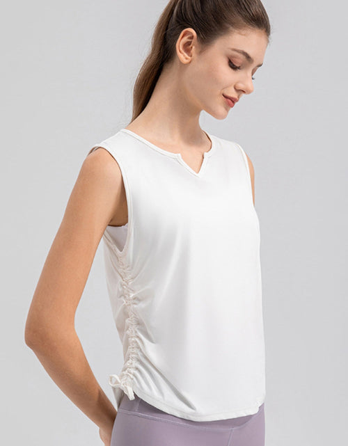 Load image into Gallery viewer, Notched Wide Strap Active Tank
