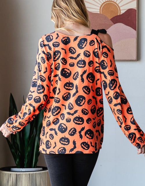 Load image into Gallery viewer, Heimish Pumpkin Print One Shoulder T-Shirt
