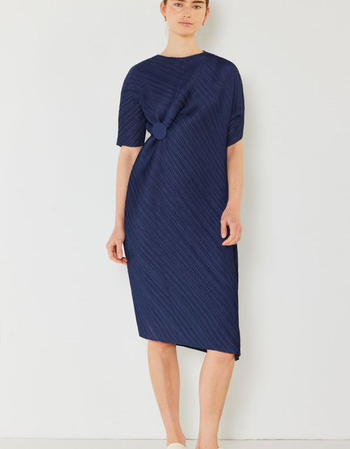 Load image into Gallery viewer, Marina West Swim Pleated Dolman Sleeve Dress
