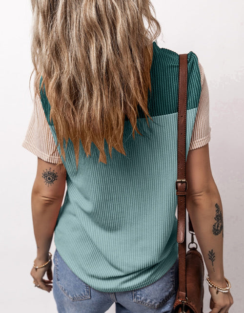 Load image into Gallery viewer, Color Block Round Neck Short Sleeve T-Shirt
