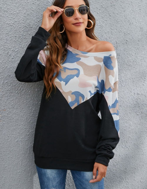 Load image into Gallery viewer, Camouflage Round Neck Long Sleeve Sweatshirt
