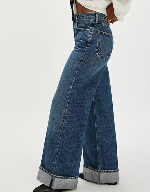 Load image into Gallery viewer, Cuffed Jeans with Pockets
