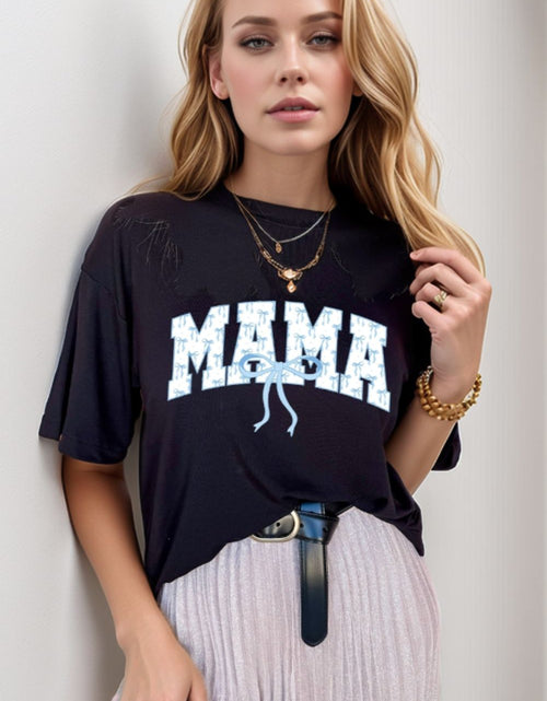 Load image into Gallery viewer, Bow MAMA Graphic Short Sleeve T-Shirt
