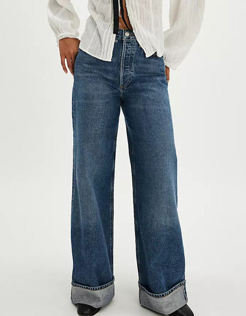 Load image into Gallery viewer, Cuffed Jeans with Pockets
