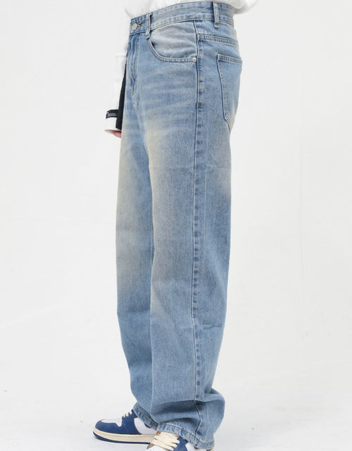 Load image into Gallery viewer, Washed Mid Rise Jeans with Pockets

