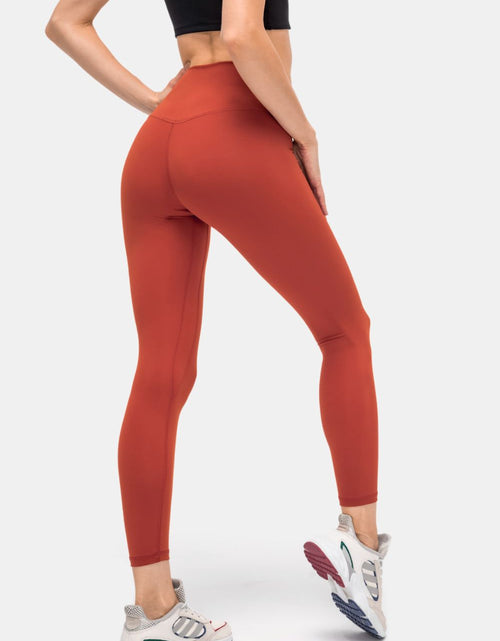 Load image into Gallery viewer, Millennia Invisible Pocket Sports Leggings
