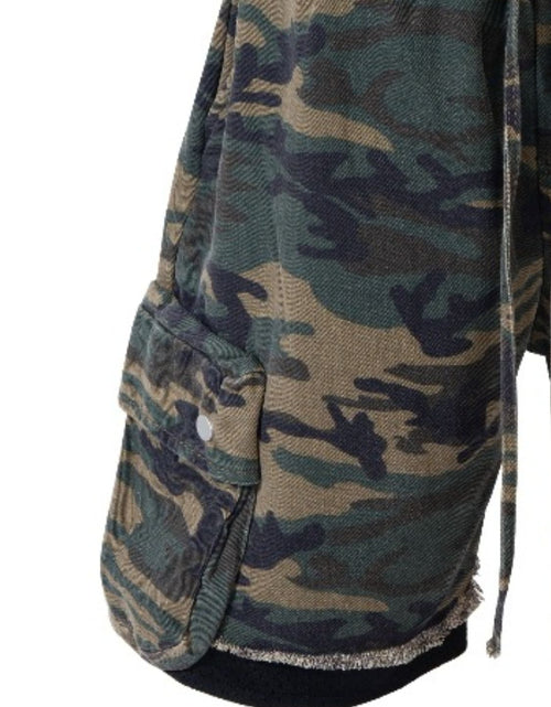 Load image into Gallery viewer, Men's Drawstring Camouflage Shorts
