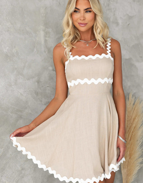 Load image into Gallery viewer, Contrast Trim Square Neck Mini Dress
