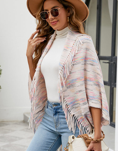 Load image into Gallery viewer, Fringe Detail Printed Poncho

