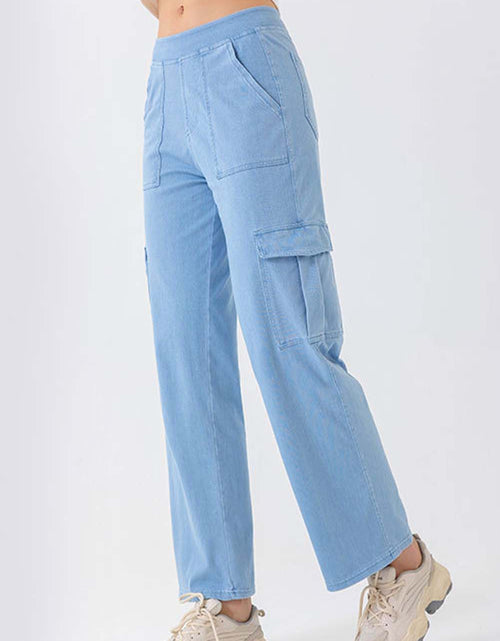 Load image into Gallery viewer, Buttoned Pocketed Long Jeans
