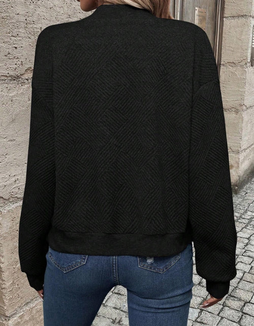 Load image into Gallery viewer, Textured Zip Up Long Sleeve Jacket
