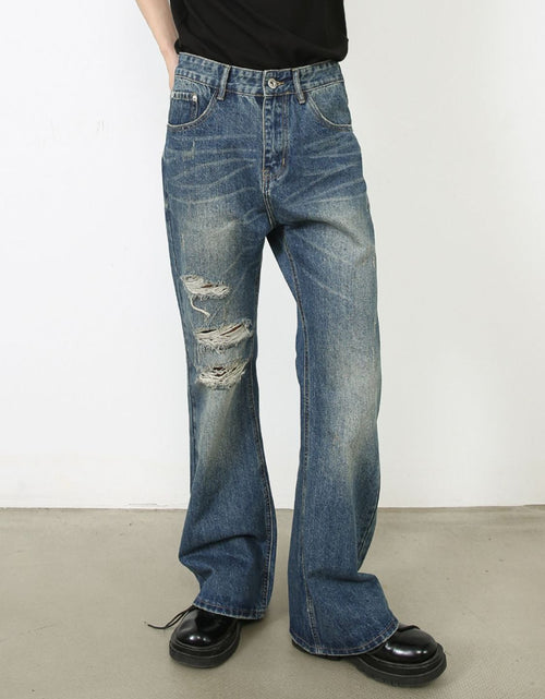 Load image into Gallery viewer, Men's Distressed Jeans with Pockets
