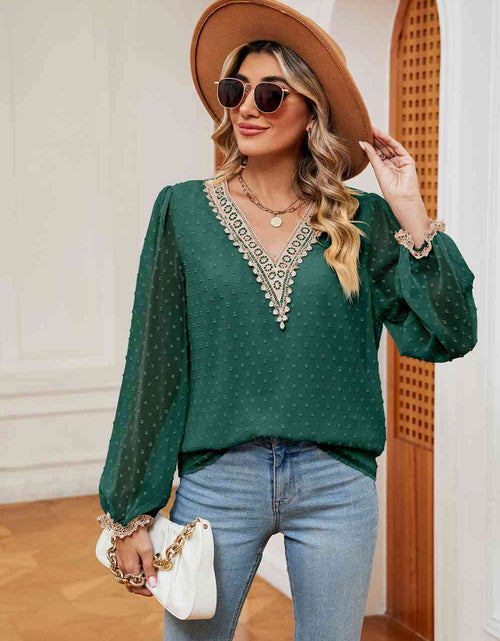 Load image into Gallery viewer, Swiss Dot Contrast V-Neck Blouse
