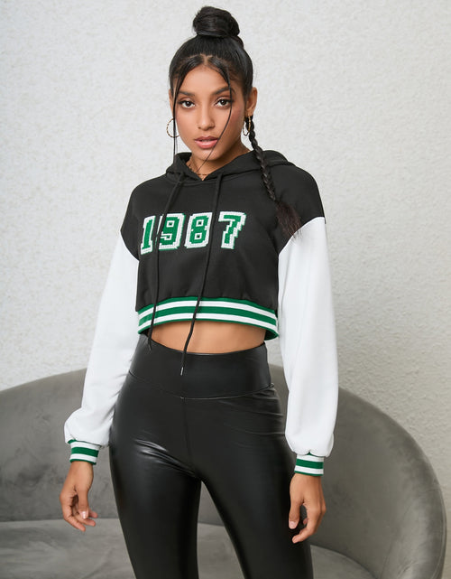 Load image into Gallery viewer, 1987 Graphic Cropped Hoodie
