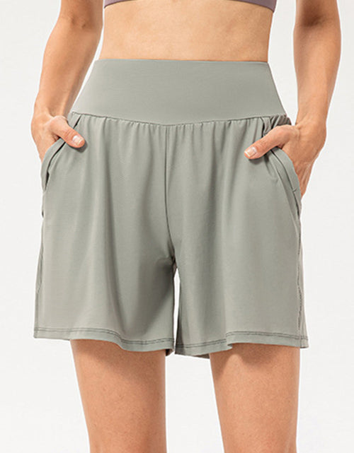 Load image into Gallery viewer, Pocketed Elastic Waist Active Shorts
