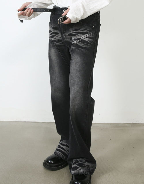 Load image into Gallery viewer, Men's Mid Rise Jeans with Pockets
