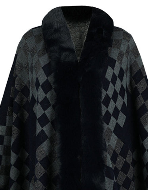 Load image into Gallery viewer, Fuzzy Checkered Long Sleeve Poncho
