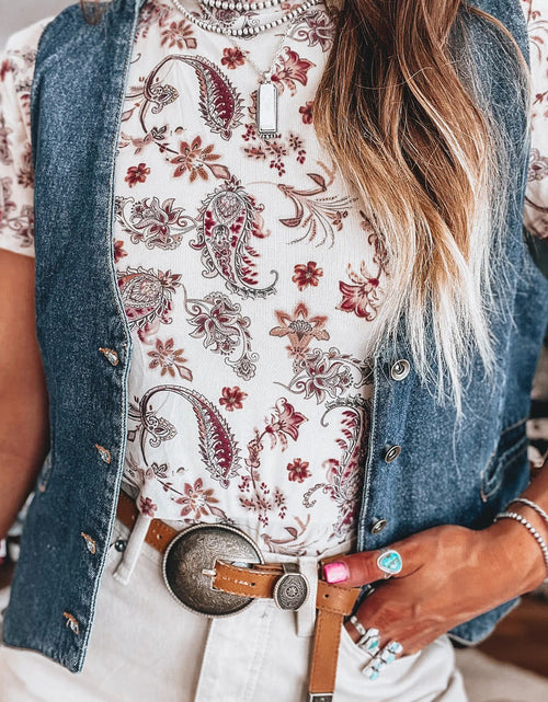 Load image into Gallery viewer, Paisley Mock Neck T Shirt

