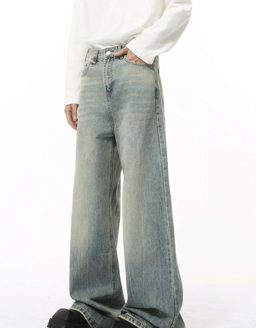 Load image into Gallery viewer, Wide Leg Jeans with Pockets
