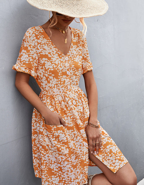 Load image into Gallery viewer, Printed Button down Pocketed Dress
