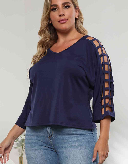 Load image into Gallery viewer, 3/4 Sleeve Cutout Detail Top
