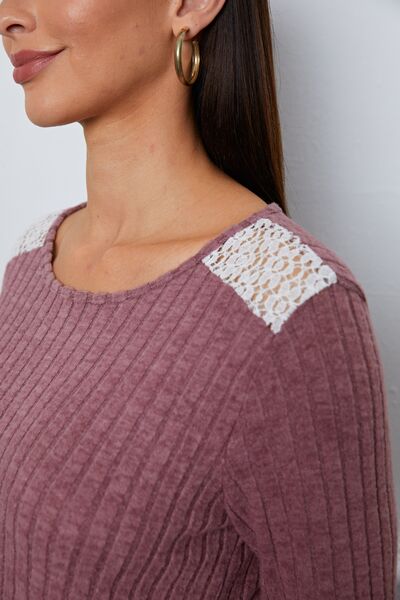 Load image into Gallery viewer, Lace Detail Long Sleeve T-Shirt
