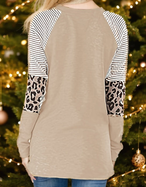 Load image into Gallery viewer, Christmas Tree Graphic Striped Long Sleeve Sweatshirt
