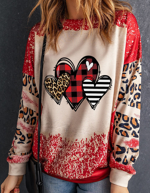 Load image into Gallery viewer, Heart Leopard Round Neck Sweatshirt

